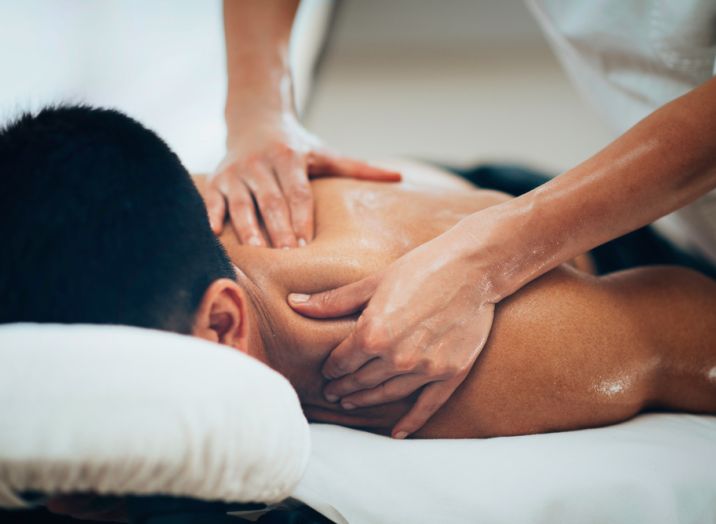 Izvajanje terapevtske masaže v Celju
