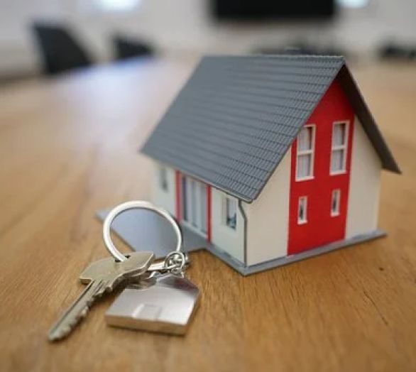 ključi in hiša
