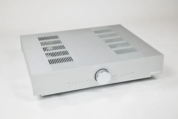 Ročno izdelani audio ojačevalci Slovenija