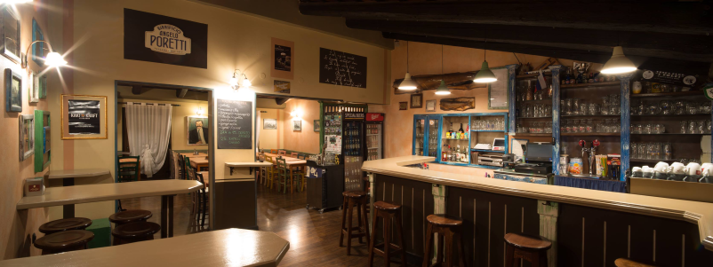 Prijeten prostor za manjše skupine v dobri piceriji Miren, Kras