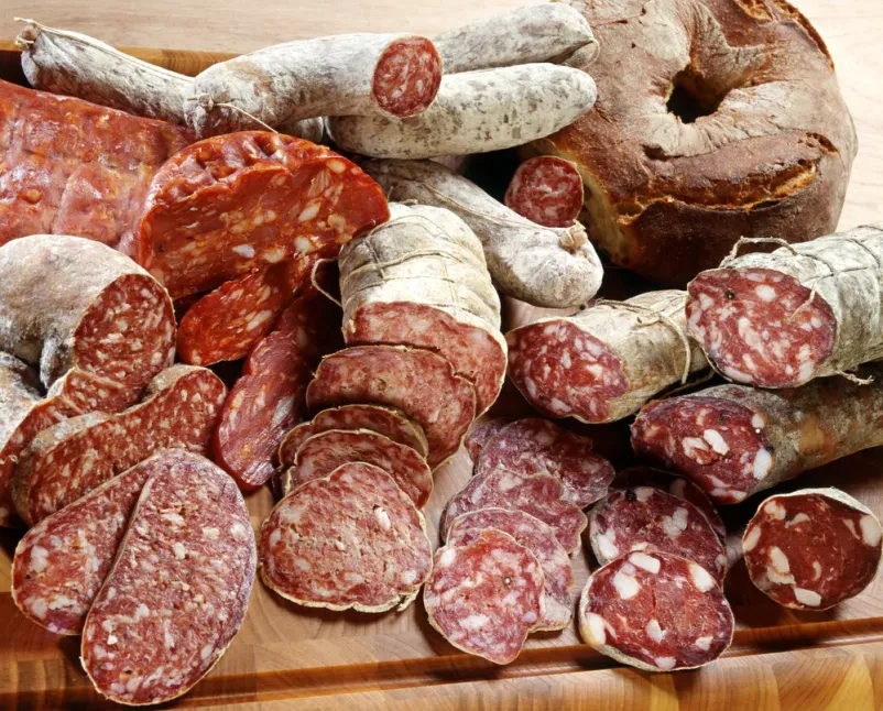 Tradicionalne sušene mesnine iz Bele krajine