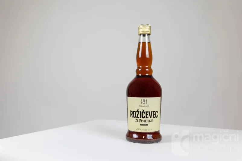 Suhi hruškovi krhlji in jabolčni čips Savinjska