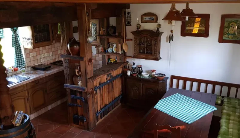 Družinski apartma Ptuj z okolico, Videm, udobna namestitev za 4 osebe