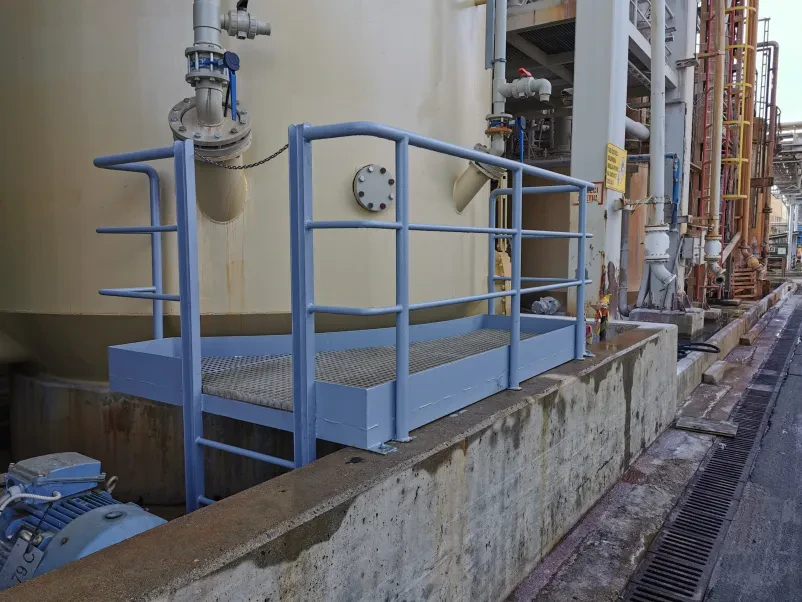Izdelava podestov za industrijske stroje