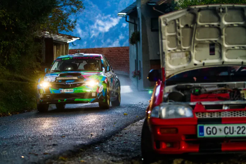 Dobra športna fotografija, portreti in komercialni videi