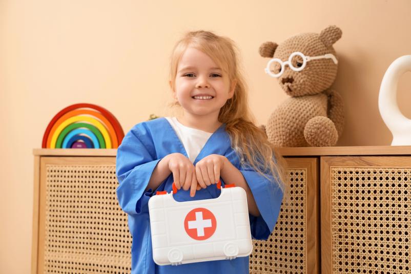 Ugoden komplet prve pomoči za otroke Slovenija