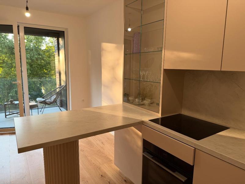 Izberite nas za kakovostne kuhinjske kamnite pulte v Sloveniji!