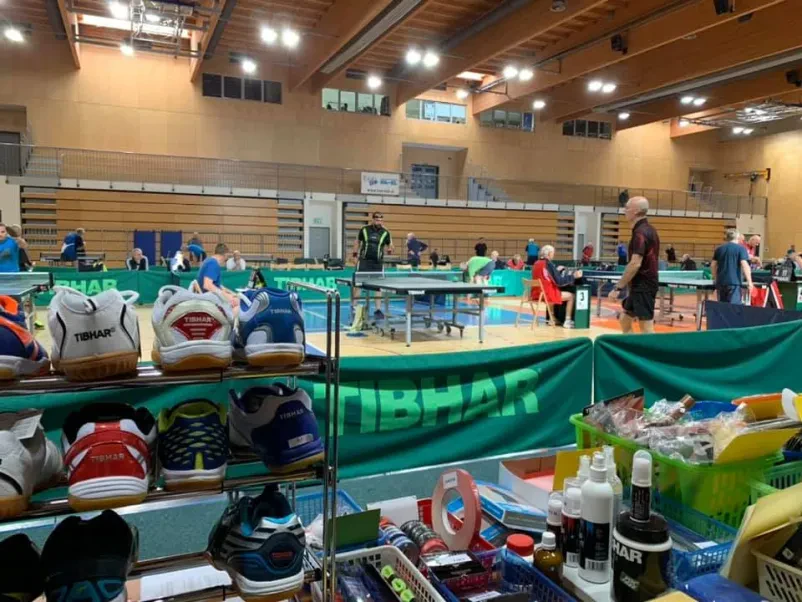 Izberite pravo mizo in druge opremo za namizni tenis glede na vaš način igranja