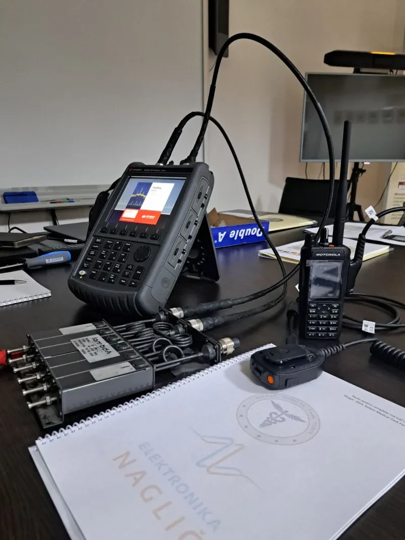 Profesionalne radijske postaje Motorola R7, R5 in R2