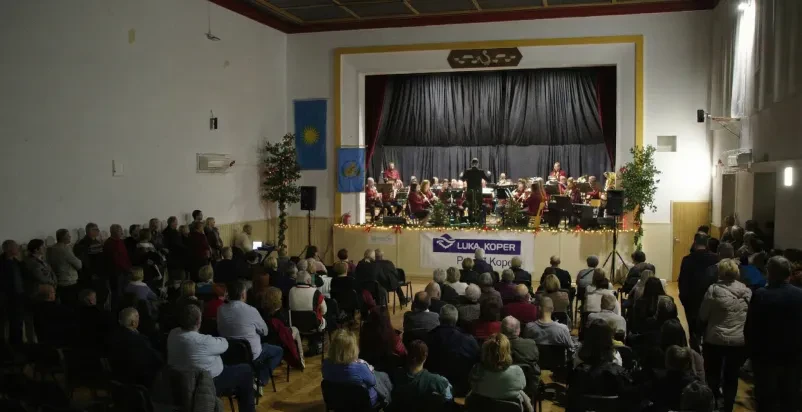 Pihalni orkester Obala