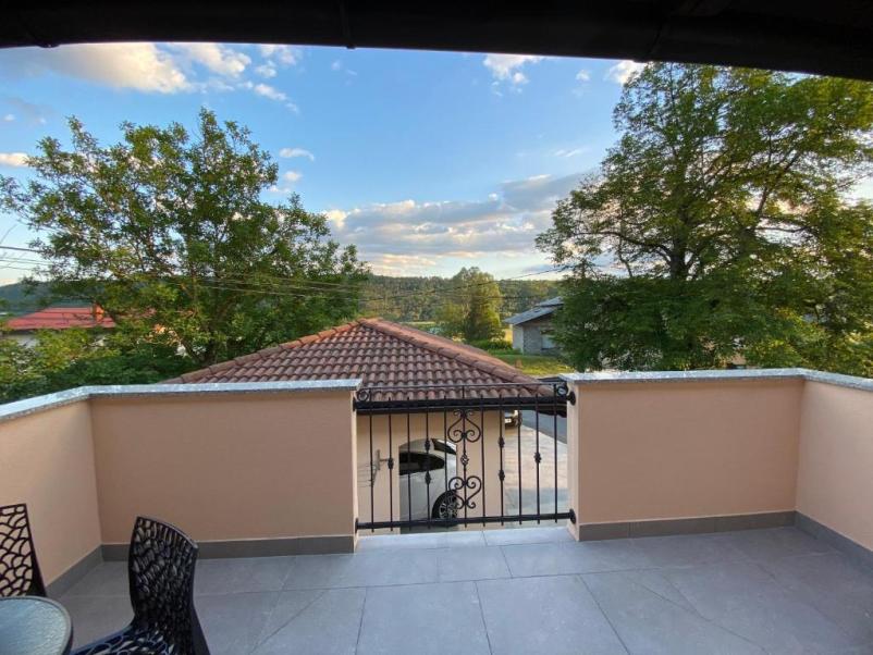 Ugoden najem apartmaja Ilirska Bistrica