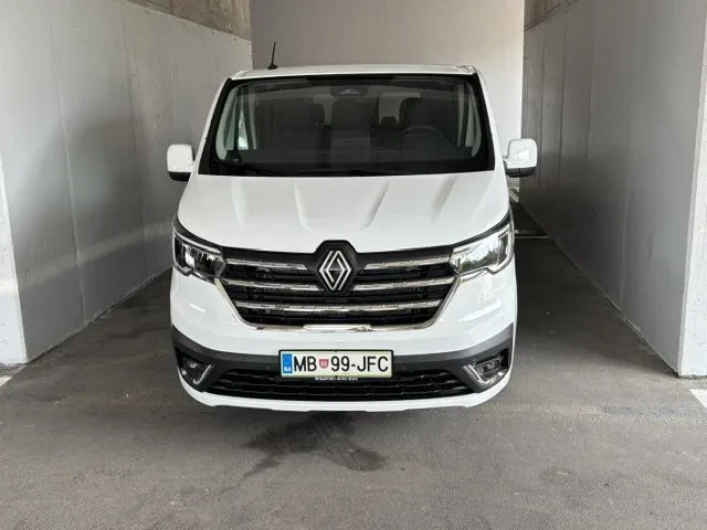 Ugoden najem potniškega kombija Podravska