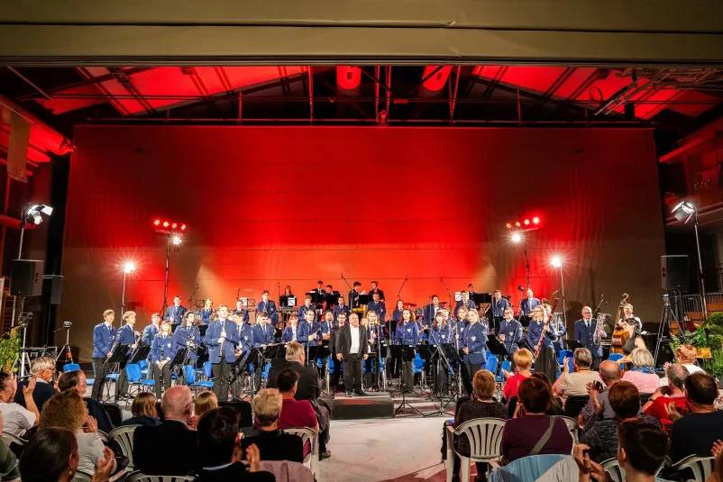 Nastop pihalnega orkestra v Sloveniji