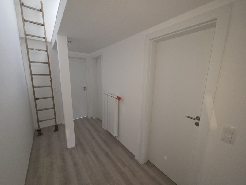 Prodaja in montaža notranjih vrat