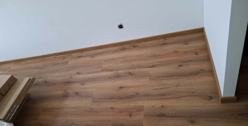 Monter notranjih vrat na Koroškem