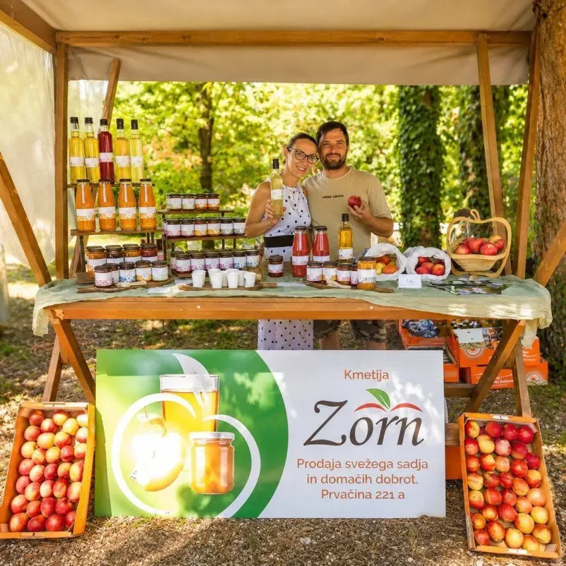 Jabolčni sok, krhlji, marmelade in suho sadje s kmetije Zorn, Primorska