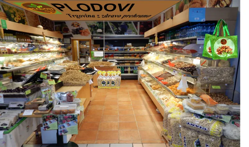 Trgovina s suhim sadjem in oreščki BTC tržnica