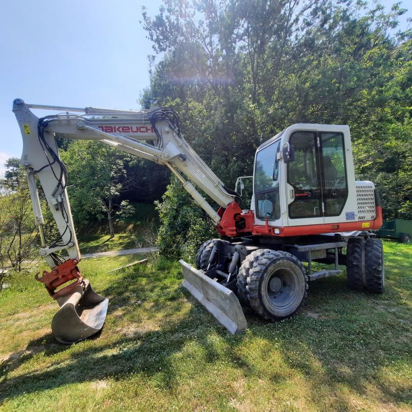 Izvedba strojnih izkopov Maribor