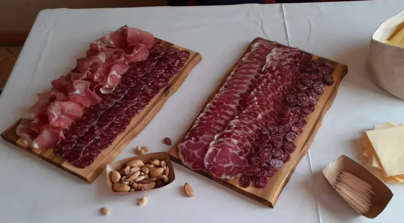Domače klobase in salame Deskle, Goriška