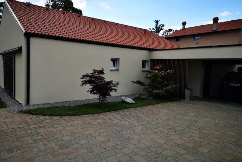 Tlakovanje Kras
