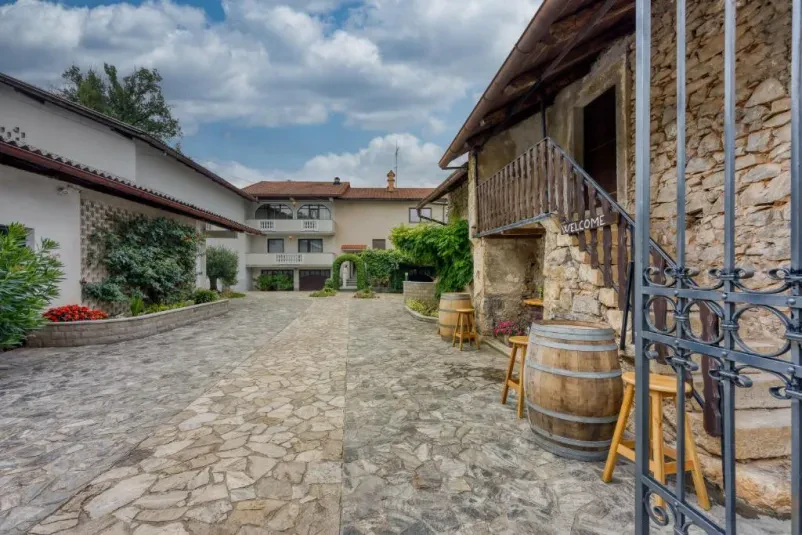 Ugoden najem apartmaja Sežana, Primorska