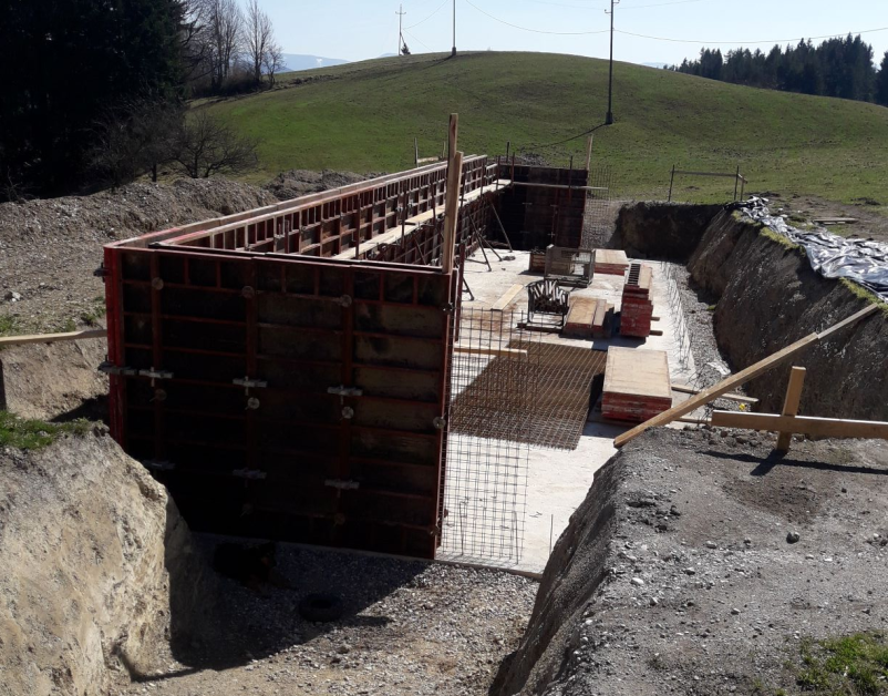 Strokovna priprava terena in izkopi v Sloveniji