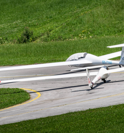 Aeroklub, šola jadralnega letenja