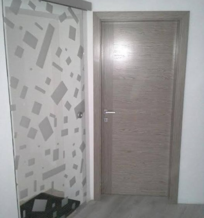 Kvalitetna moderna notranja vrata iz lesa Slovenija