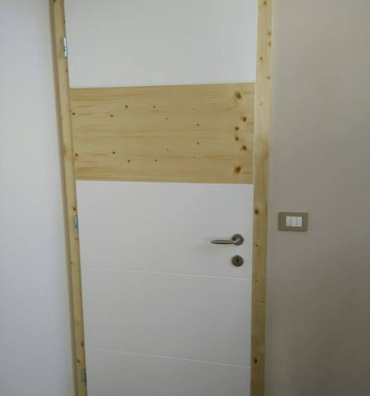 Ugodna moderna notranja vrata iz lesa Slovenija