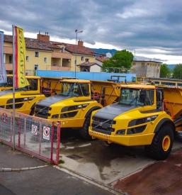 Prodaja nove in rabljene gradbene mehanizacije, priključki, servis in rezervni deli