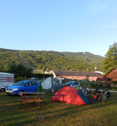 Avtokamp Maribor, šotor