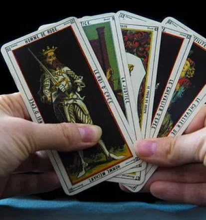 Telefonska pomoč, svetovanje, Družinska mediacije, Vedeževanje in astrologija
