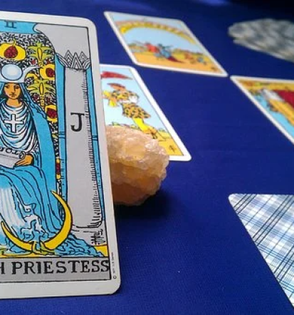 Telefonska pomoč, svetovanje, Družinska mediacije, Vedeževanje in astrologija