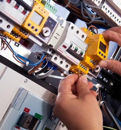 Izobraževanja na področju električne varnosti in protiekspolozijske zaščite Slovenija