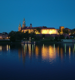 Potovanja, počitnice, prevozi, vodenja, letalske vozovnice...