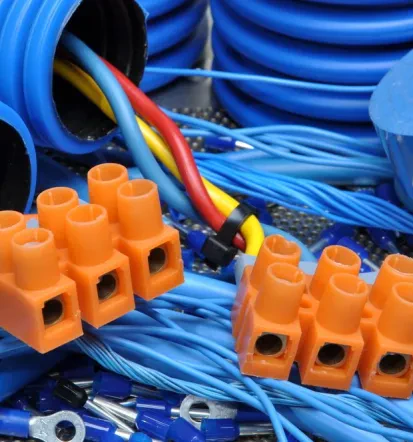 Hišne elektroinštalacije, videonadzor in alartmni sistemi, elektro omarice