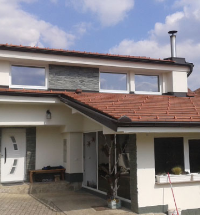 Okna in vrata, rolete in senčila, komarniki, žaluzije