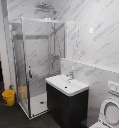 Izberite adaptacijo kopalnice na ključ, kjer za vse poskrbimo mi