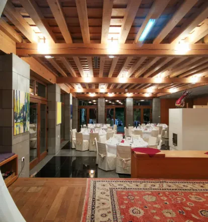 Naša vinska klet vam nudi degustacijo vrhunskih domačih vin na Obali