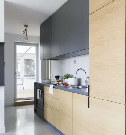 Dekorativni betonski material Microtopping