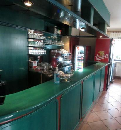 Pice iz krušne peči Pizzerije Kamnik