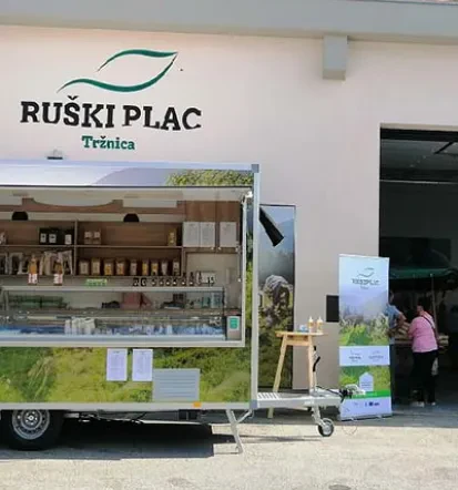 Mesnica, trgovina za prodajo kmetijskega repro materiala