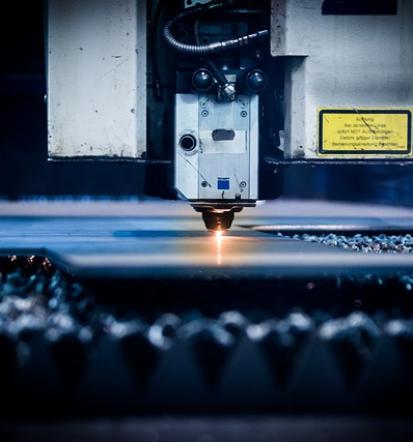 Obdelava kovin s CNC stroji