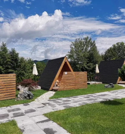 Rezervacija glamping hiške Koroška