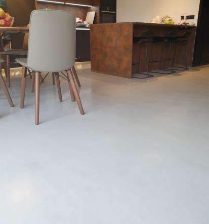 Microtopping, dekorativni beton, furnir naravnega kamna