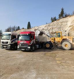 Pridobite si najboljšo ponudbo za prevoz peska v Sloveniji