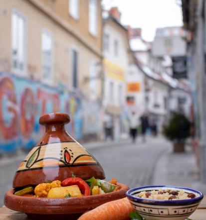 Prostor za zaključene družbe Ljubljana, Osrednja Slovenija