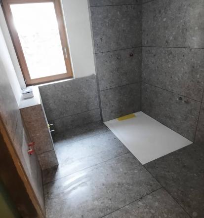 Polaganje keramičnih ploščic in kamna