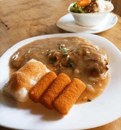 Ustavite se pri nas v Rogaški Slatini in uživajte ob dobrih malicah in jedeh iz našega žara ali picah