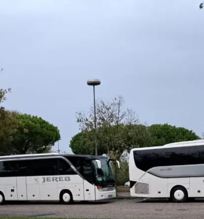 Ugoden najem avtobusa za zaključene družbe tujina